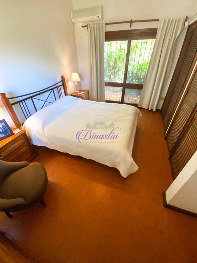 Casa ID.21 - Alquiler temporario Casa de 3 dormitorios en Rincon del Indio, Punta del Este.