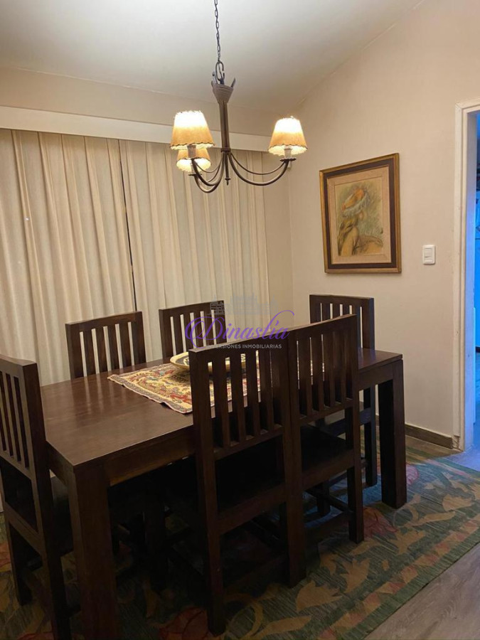 Casa ID.43 - Alquiler temporario Casa de 2 dormitorios en Playa Mansa, Punta del Este.