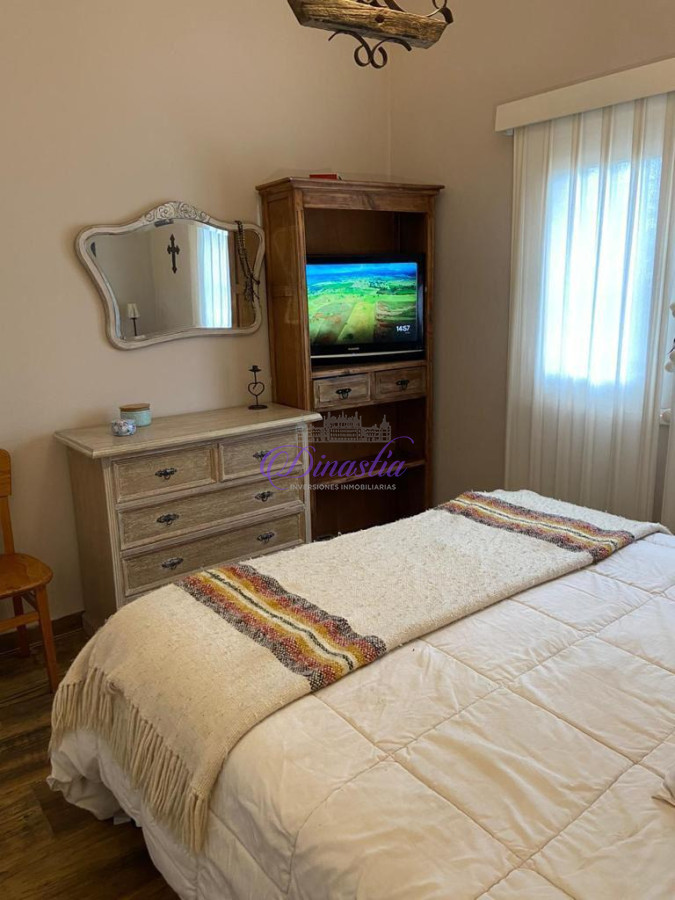 Casa ID.43 - Alquiler temporario Casa de 2 dormitorios en Playa Mansa, Punta del Este.