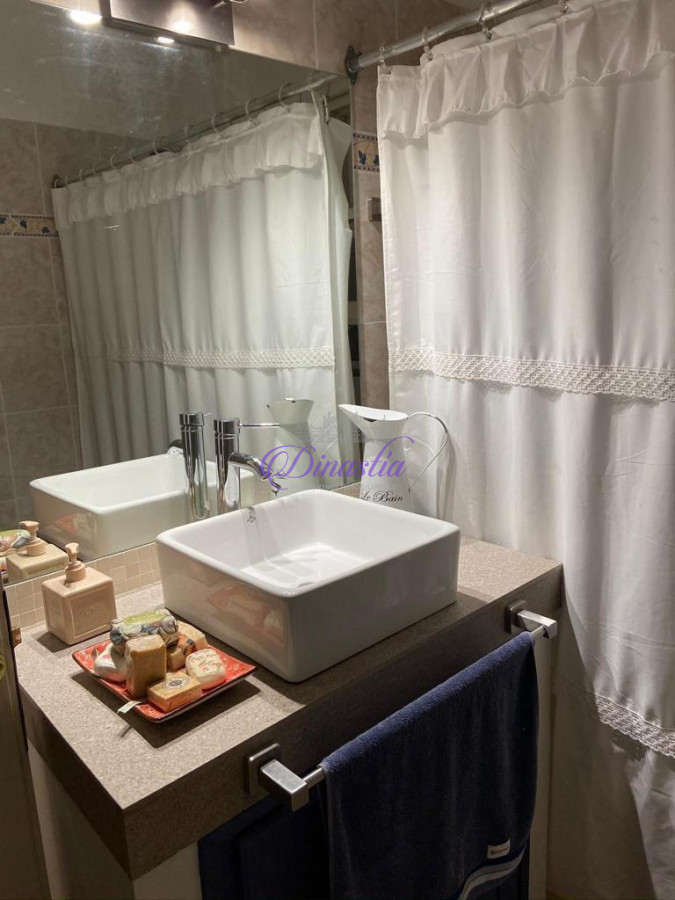 Casa ID.43 - Alquiler temporario Casa de 2 dormitorios en Playa Mansa, Punta del Este.