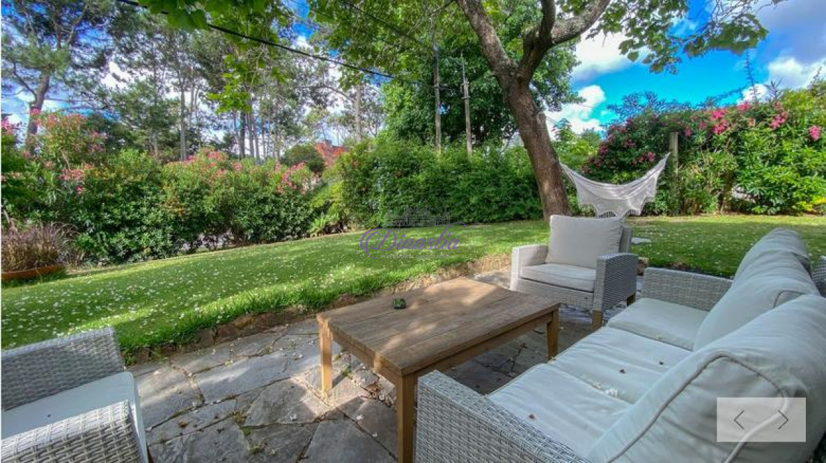 Casa ID.64 - Alquiler temporario Casa de 3 dormitorios en Pinares, Punta del Este.