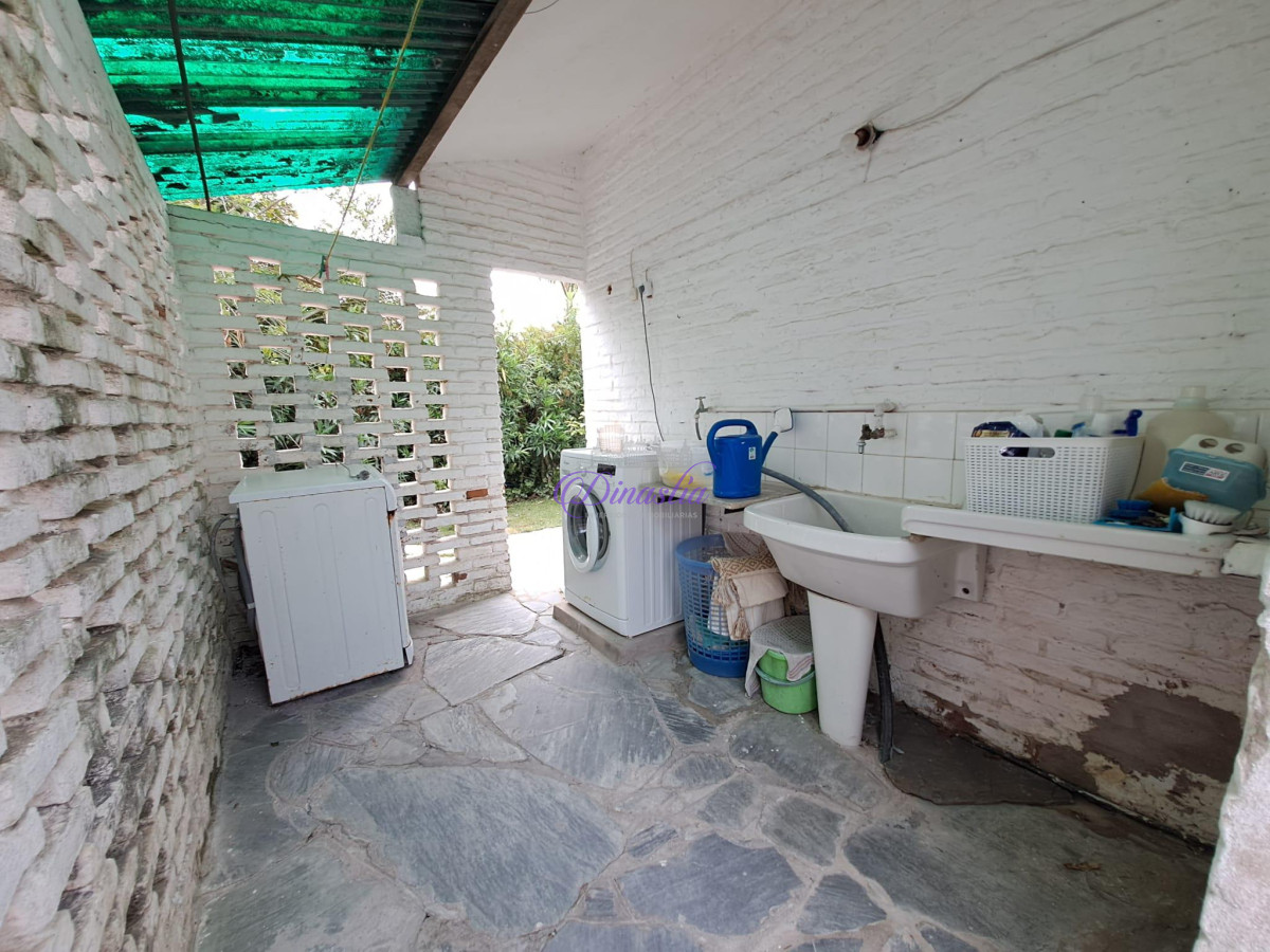 Casa ID.64 - Alquiler temporario Casa de 3 dormitorios en Pinares, Punta del Este.