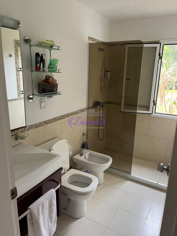 Casa ID.49 - Alquiler Temporario Casa de 3 dormitorios en La Barra, Maldonado.