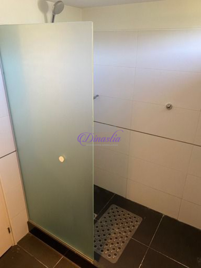 Casa ID.398 - Venta Casa 3 dormitorios y dependencia en Barrio Golf, Punta del Este