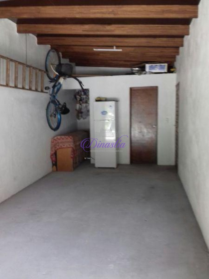 Casa ID.11 - Alquiler temporario Casa de 3 dormitorios en Playa Mansa, Punta del Este.