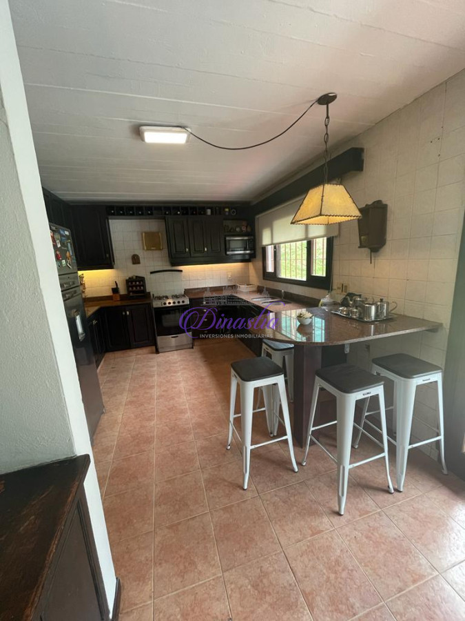 Casa ID.15 - Alquiler temporario Casa de 4 dormitorios en Marly, Punta del Este.