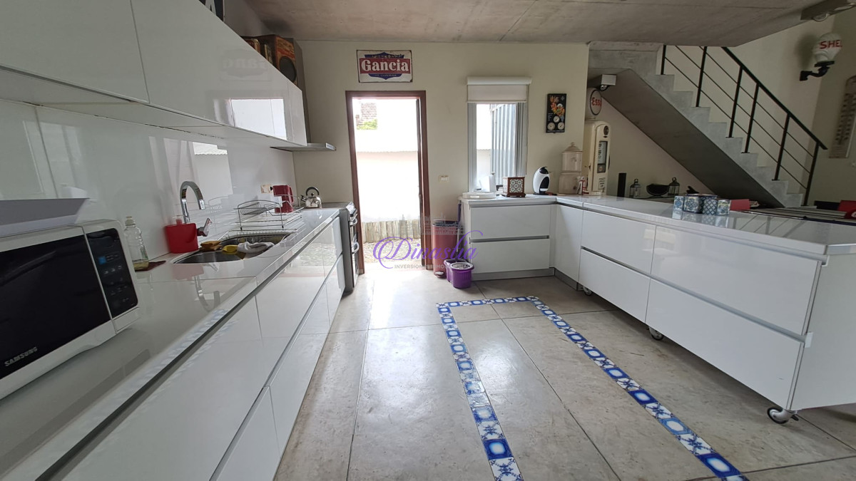 Casa ID.293 - Alquiler temporario Casa de 3 dormitorios en La Barra, Maldonado