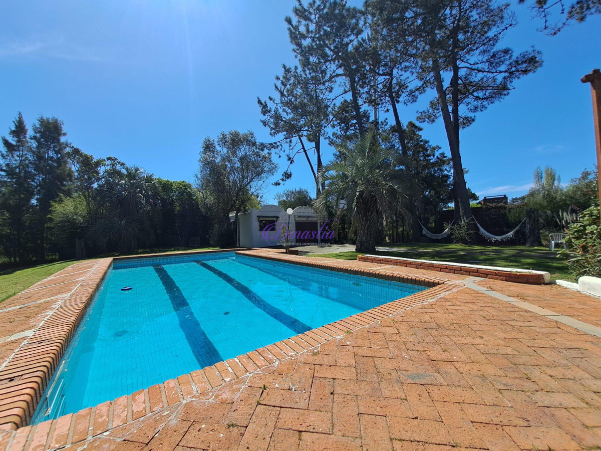 Casa ID.29 - Alquiler Temporario Casa de 4 dormitorios en Rincón del Indio, Punta del Este.