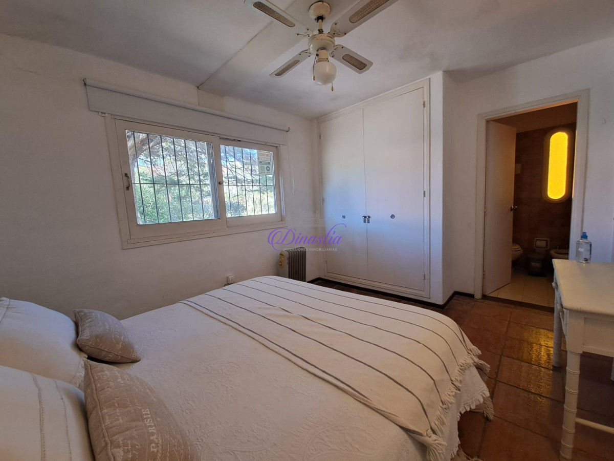 Casa ID.29 - Alquiler Temporario Casa de 4 dormitorios en Rincón del Indio, Punta del Este.