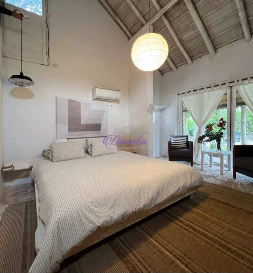 Casa ID.401 - Venta Casa de 4 dormitorios en El Tesoro de La Barra, Maldonado
