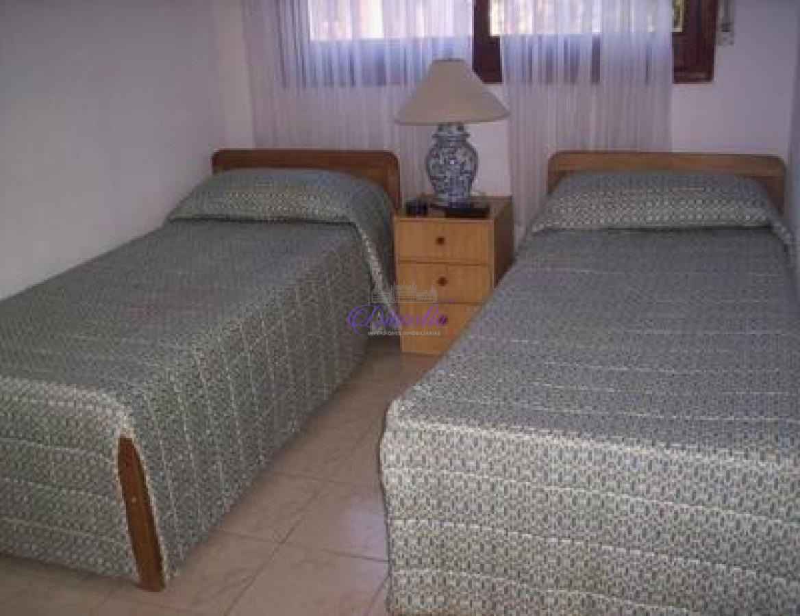 Casa ID.36 - Alquiler temporario Casa de 3 dormitorios en Pinares, Punta del Este.