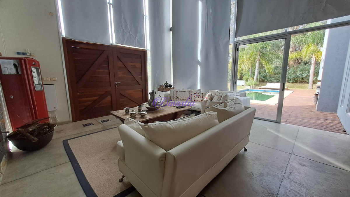 Casa ID.293 - Alquiler temporario Casa de 3 dormitorios en La Barra, Maldonado