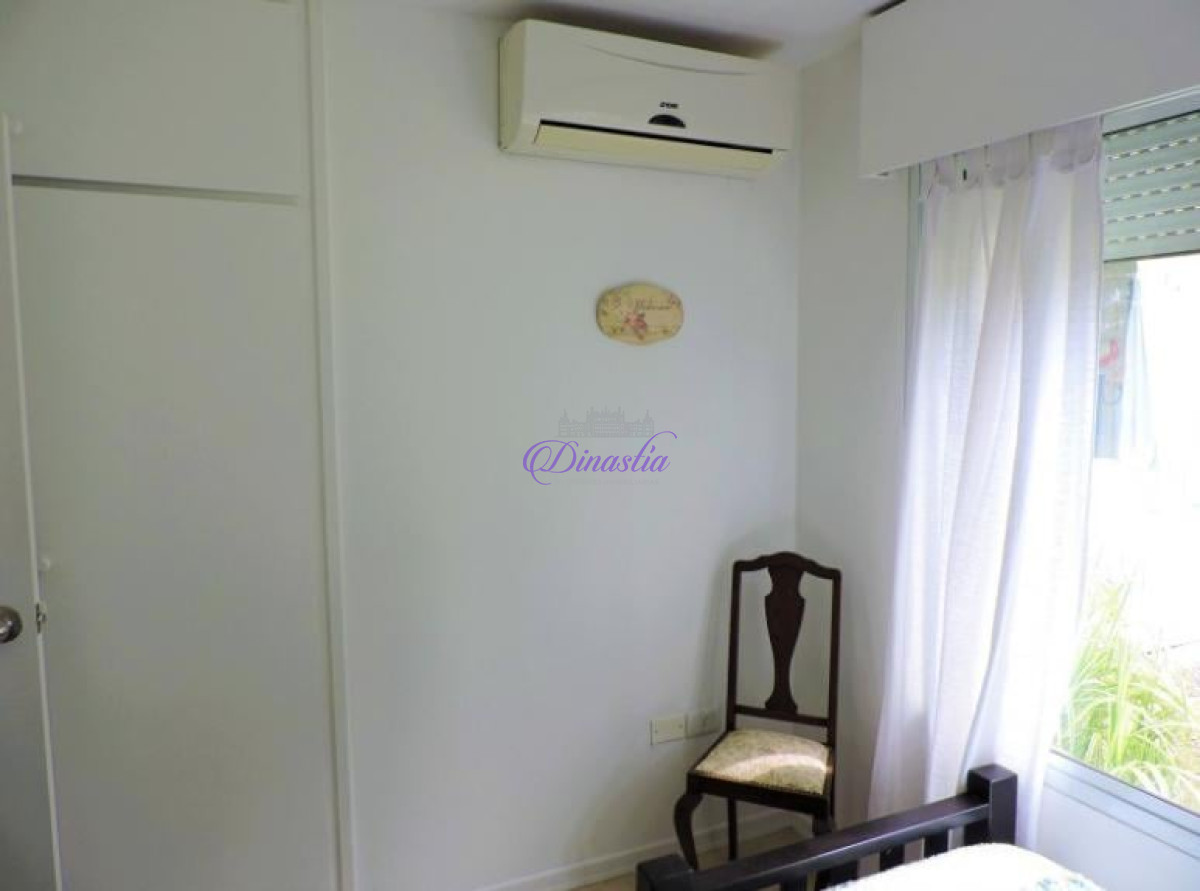 Casa ID.49 - Alquiler Temporario Casa de 3 dormitorios en La Barra, Maldonado.
