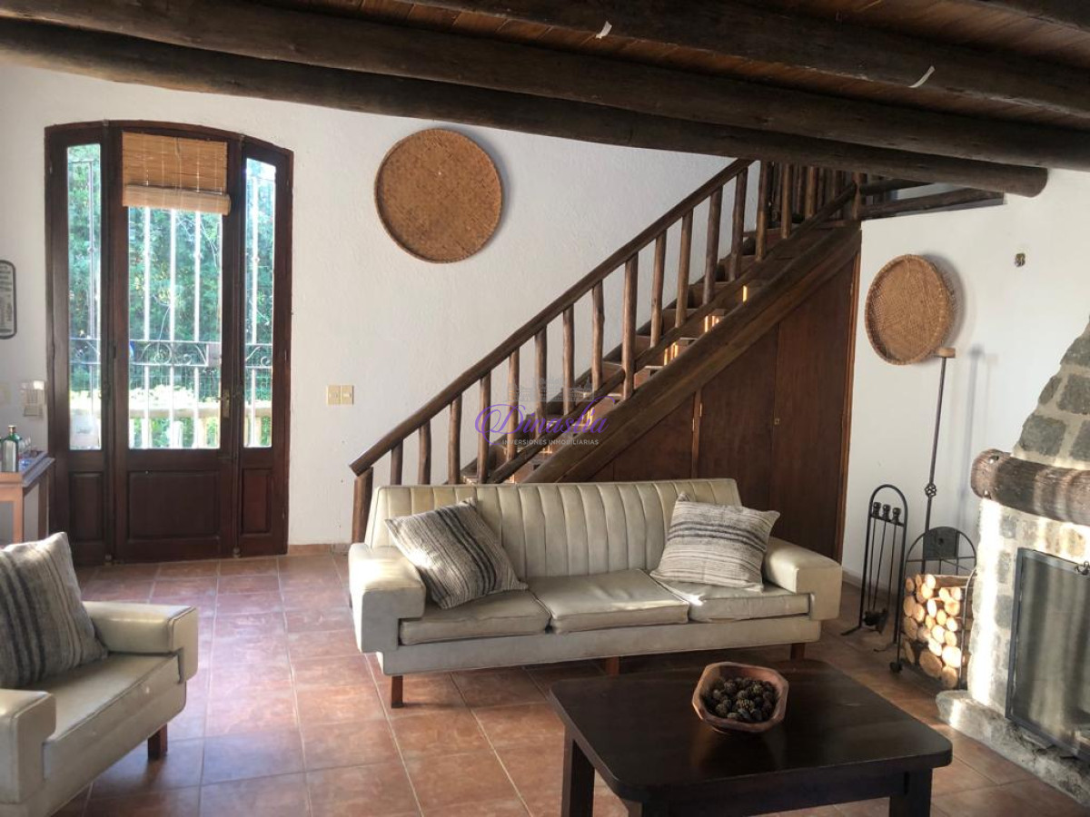 Casa ID.130 - Alquiler Casa 3 dormitorios a 50 metros del mar en Brio Bs As, Maldonado.
