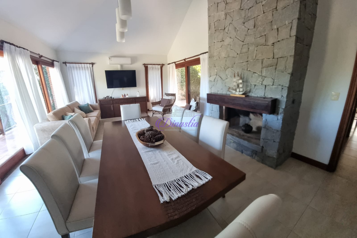 Casa ID.476 - Alquiler de casa 4 dormitorios en cantegrill