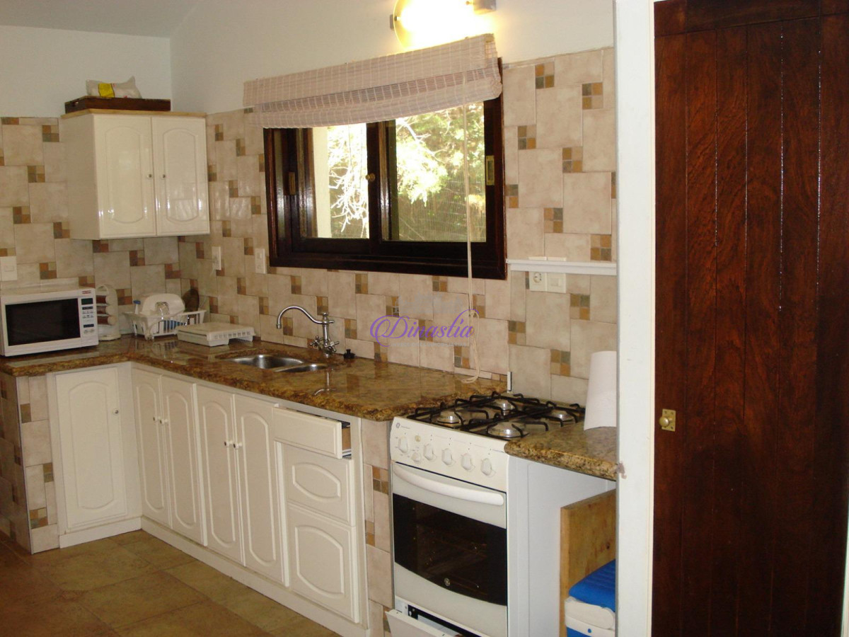 Casa ID.90 - Venta Casa de 4 dormitorios y dependencia en San Rafael, Punta del Este.