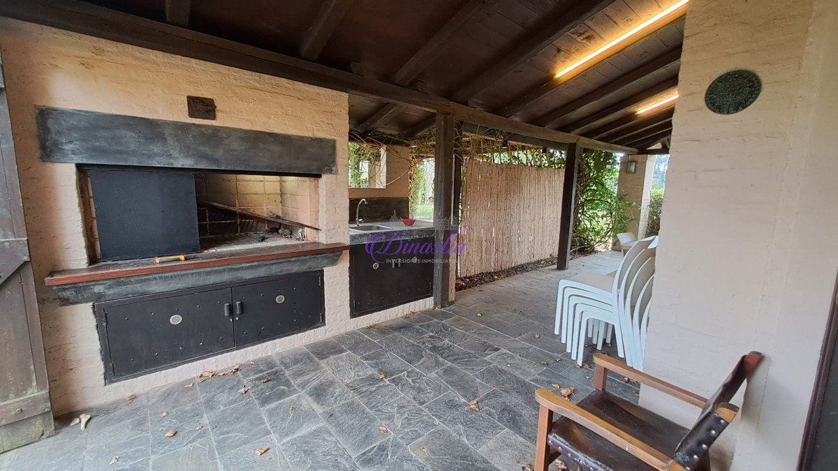 Casa ID.214 - Venta Casa 2 dormitorios en Barrio Privado de Pinares, Punta del Este