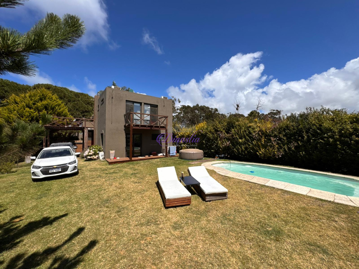 Casa ID.446 - Venta Casa de 3 dormitorios en Brio. Buenos Aires, Manantiales Punta del Este.