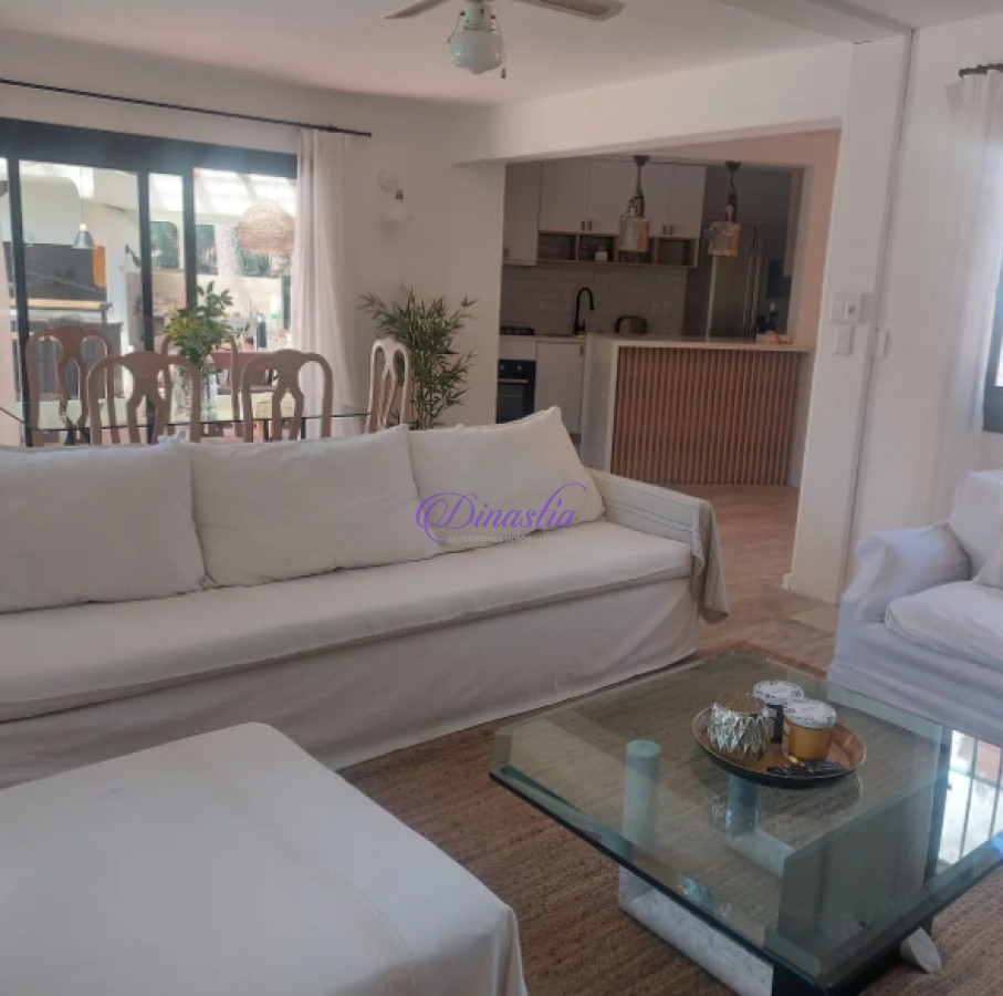 Casa ID.29 - Alquiler Temporario Casa de 4 dormitorios en Rincón del Indio, Punta del Este.