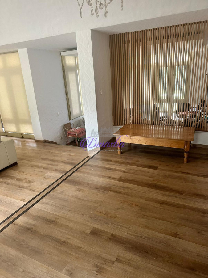 Casa ID.398 - Venta Casa 3 dormitorios y dependencia en Barrio Golf, Punta del Este