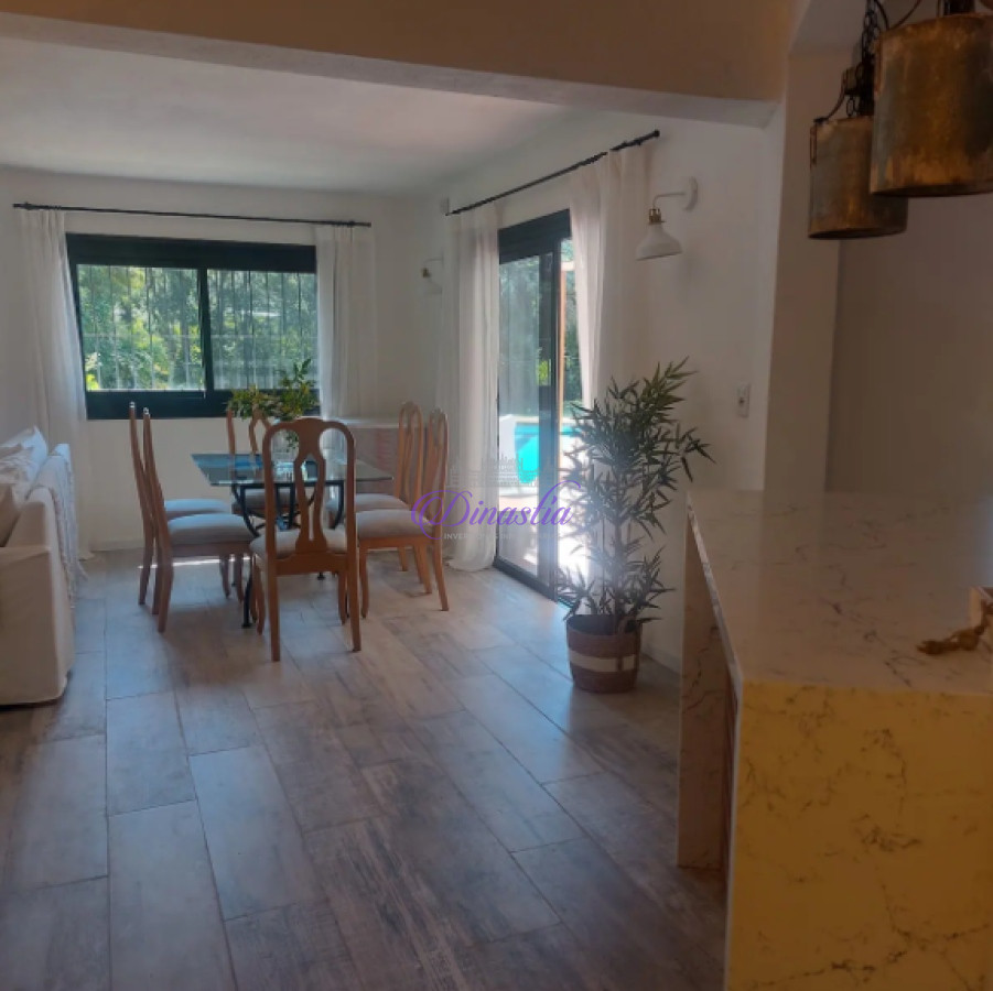 Casa ID.29 - Alquiler Temporario Casa de 4 dormitorios en Rincón del Indio, Punta del Este.