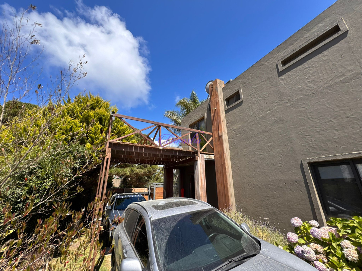 Casa ID.446 - Venta Casa de 3 dormitorios en Brio. Buenos Aires, Manantiales Punta del Este.