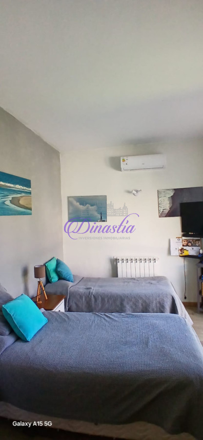 Casa ID.472 - Alquiler Temporal Casa 3 dormitorios y dependencia en Zona de La Arbolada, Punta del Este