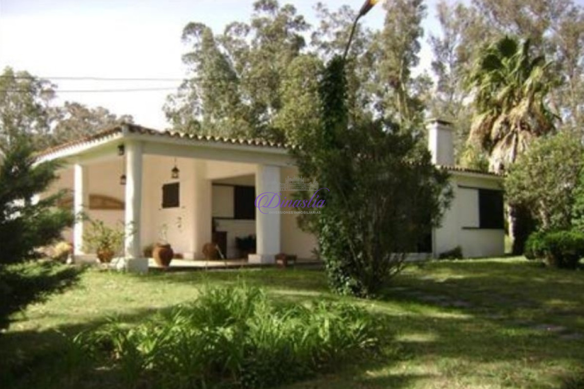 Casa ID.400 - Venta Casa 3 dormitorios en El Tesoro de La Barra, Maldonado