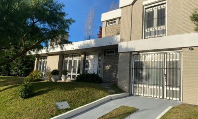 Venta Casa 3 dormitorios y dependencia en Barrio Golf, Punta del Este