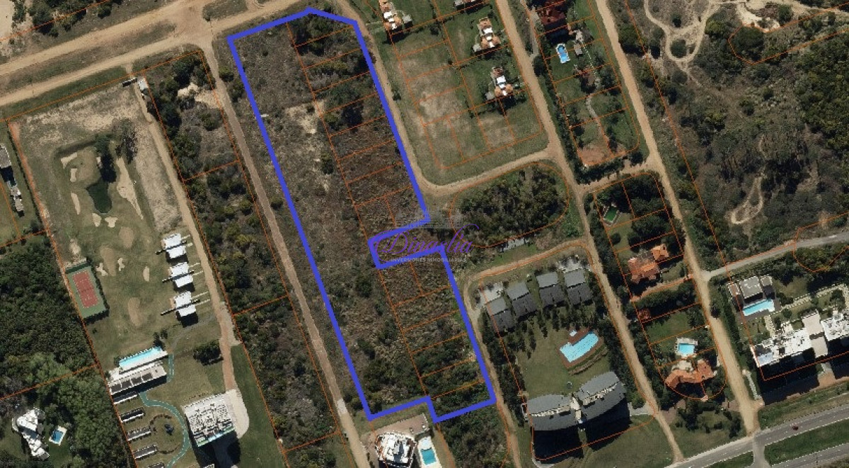 Terreno ID.210 - Venta de gran Terreno divisible en Rincón del Indio, Punta del Este