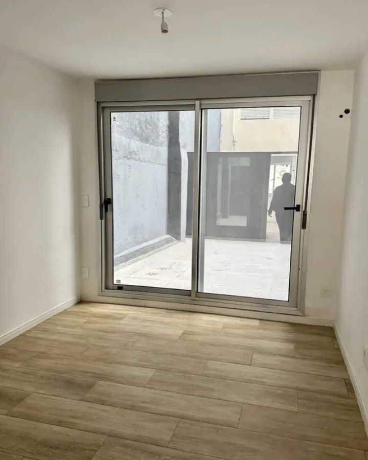 Apartamento ID.6715 - Alquiler Apartamento 1 Dormitorio Cordon con terraza