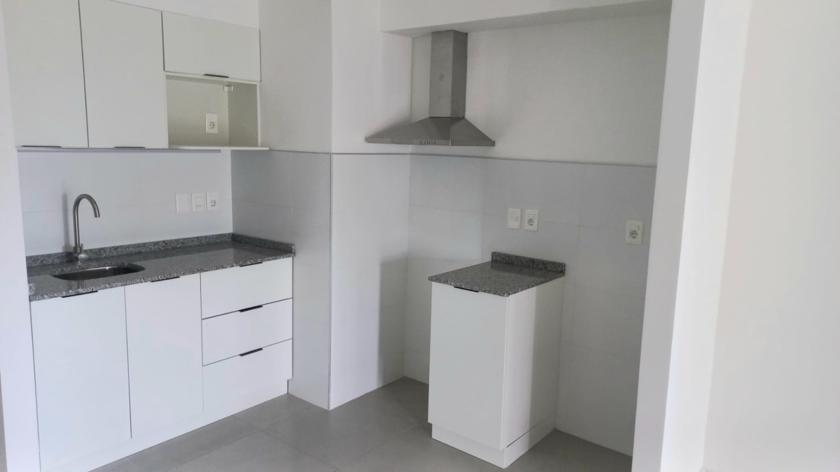Apartamento ID.6255 - Alquiler Apartamento 1 Dormitorio Cordon con balcon y garaje