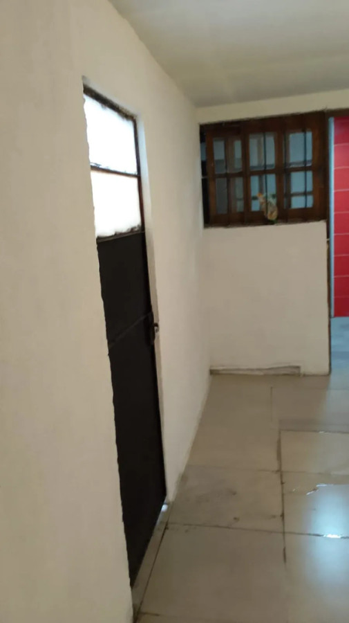 Apartamento ID.5624 - Alquiler Apartamento 1 Dormitorio Prado con Patio y Galpon