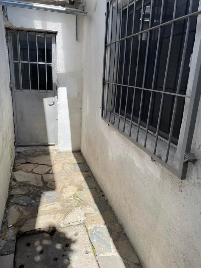 Apartamento ID.4127 - Venta Apartamento 1 Dormitorios Villa Española Patio Garaje