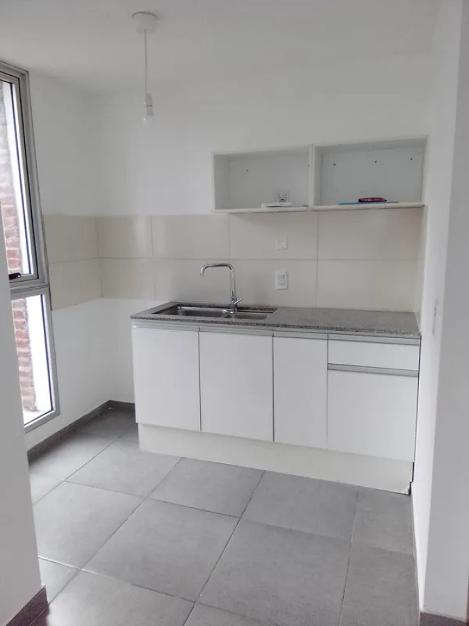 Apartamento ID.5703 - Alquiler Apartamento 1 Dormitorio La Blanqueada con terraz