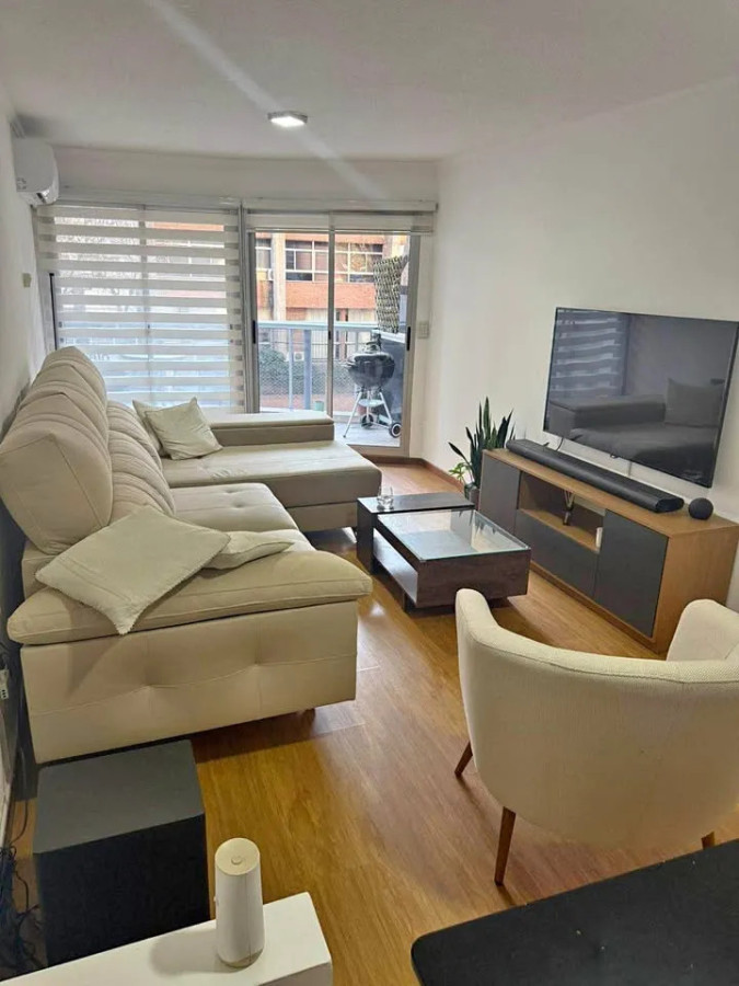 Apartamento ID.6642 - Alquiler Apartamento 2 Dormitorios Punta Carretas con cochera