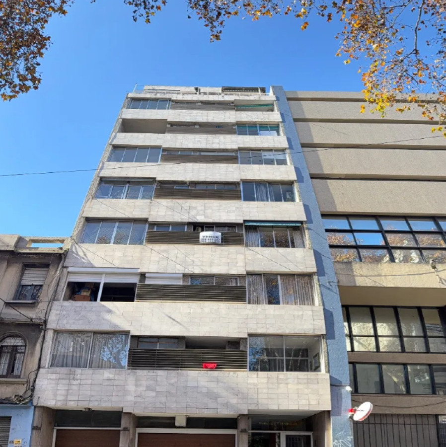 Apartamento ID.4837 - Alquiler Apartamento 2 Dormitorios Centro