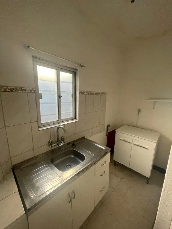 Apartamento ID.5196 - Alquiler Apartamento tipo Casa 2 Dormitorios La Blanqueada  