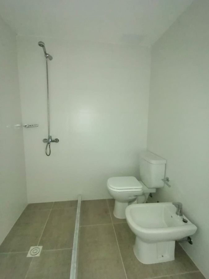 Apartamento ID.1783 - Apartamento Alquiler Monoambiente Parque Batlle Gran Balcón