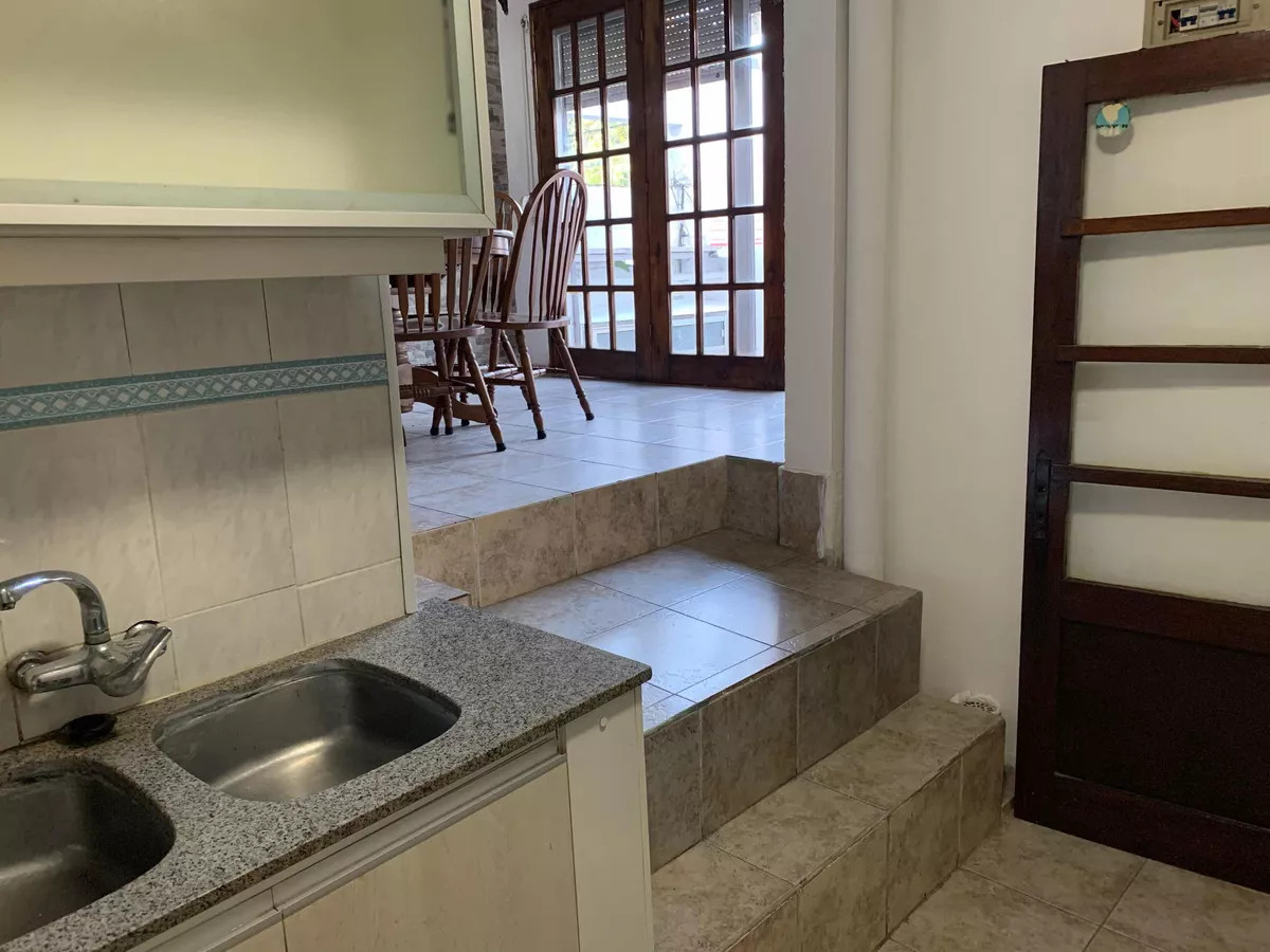 Apartamento ID.4282 - Venta con Renta Apartamento 3 Dormitorios La Comercial Terraza