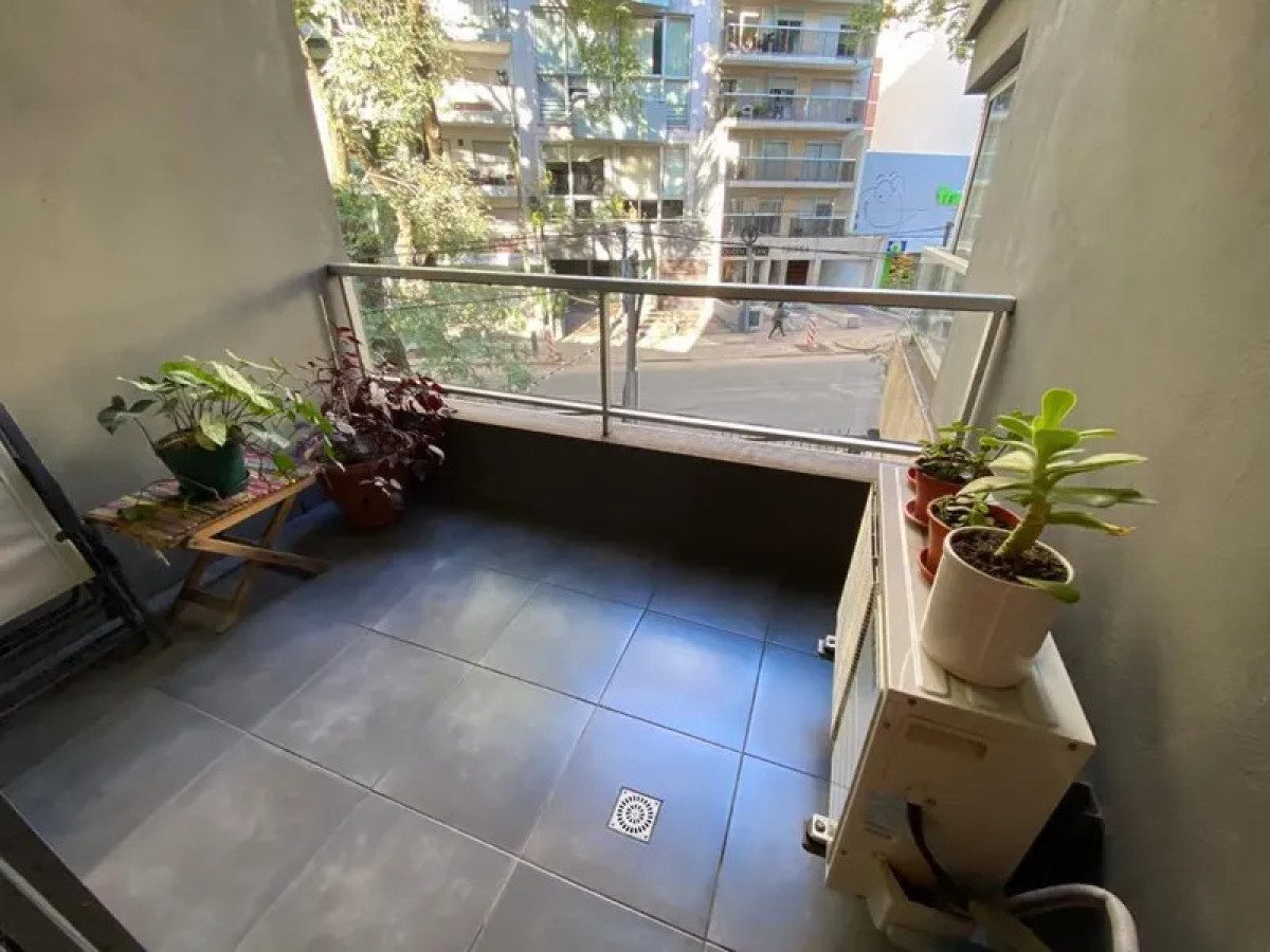 Apartamento ID.6805 - Venta Apartamento 2 Dormitorios Punta Carretas balcon y cochera