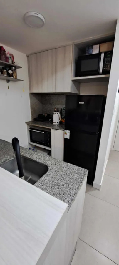 Apartamento ID.5012 - Alquiler Traspaso Apartamento 2 Dormitorios Pocitos Cochera