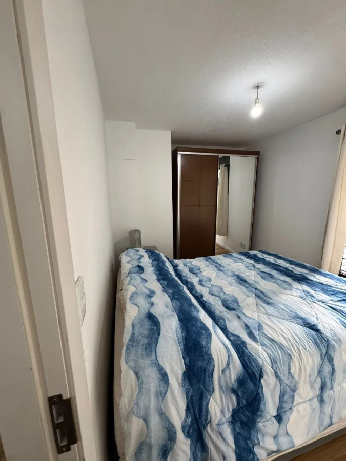 Apartamento ID.4700 - Alquiler Apartamento 2 Dormitorios Centro con cochera  