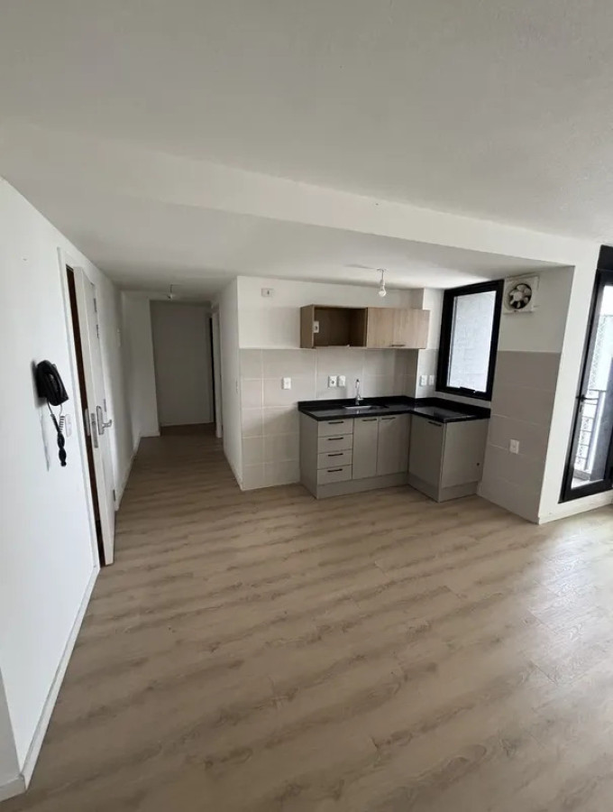 Apartamento ID.6364 - Alquiler Apartamento 2 Dormitorio Cordon con balcon y cochera