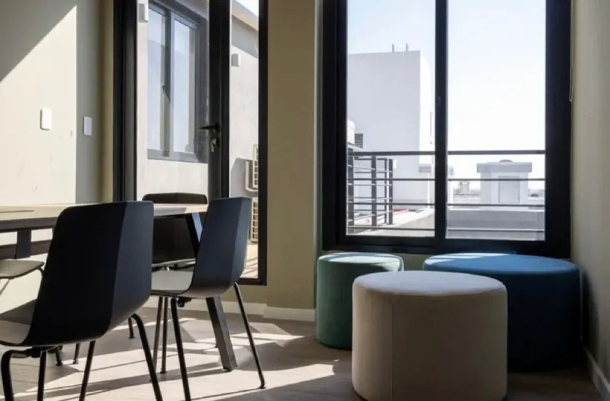 Apartamento ID.6451 - Alquiler Apartamento 2 Dormitorios La Blanqueada con balcon 