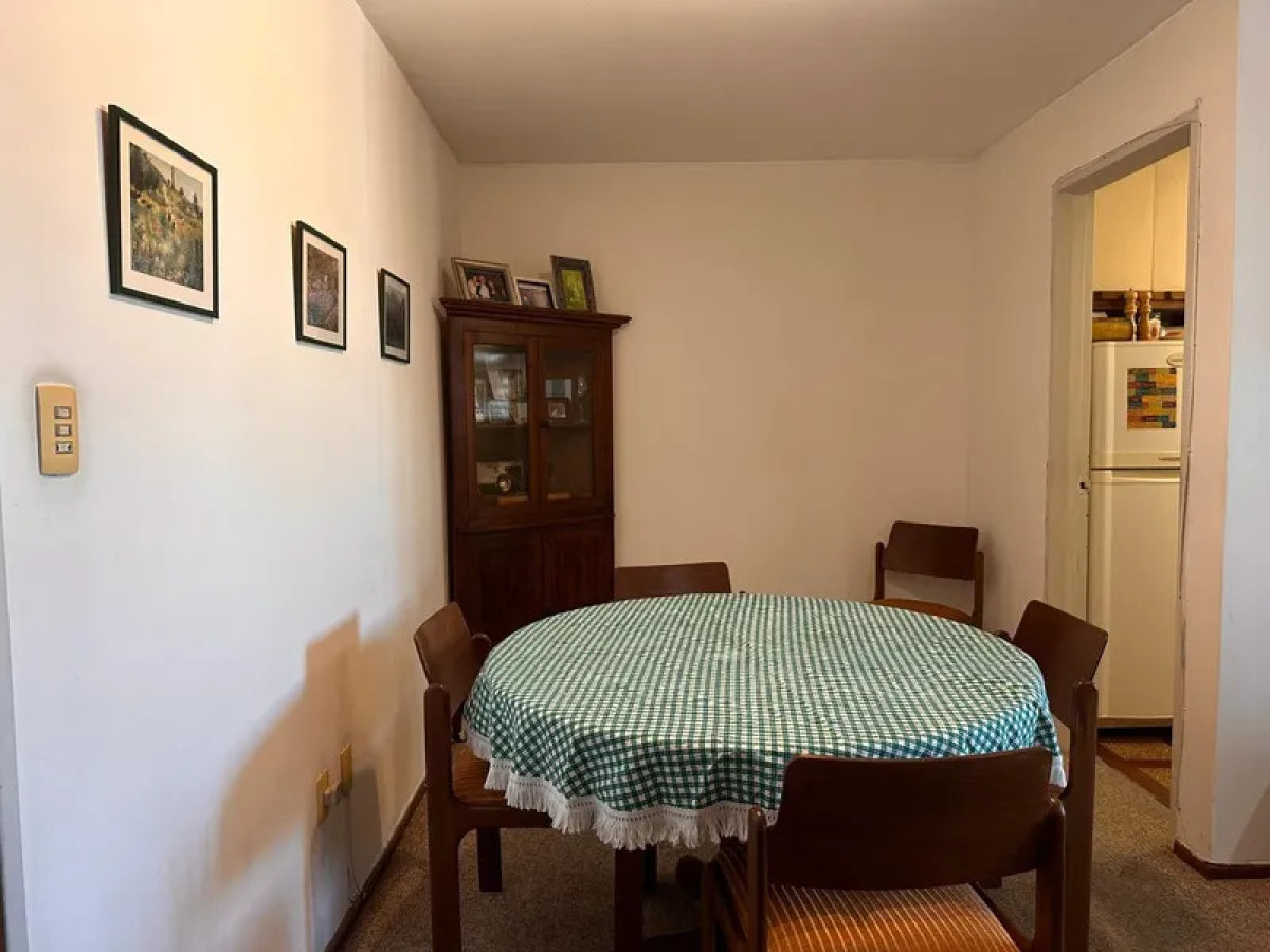 Apartamento ID.6652 - Venta Apartamento 2 Dormitorios Parque Batlle con cochera