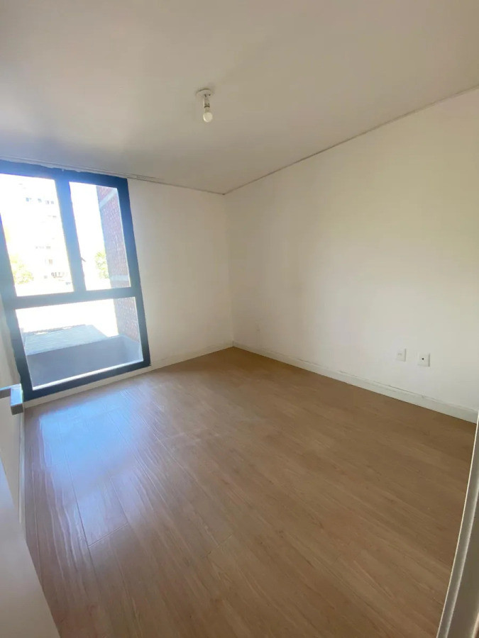 Apartamento ID.5404 - Alquiler o Venta Apartamento 2 Dormitorios Centro con balcon