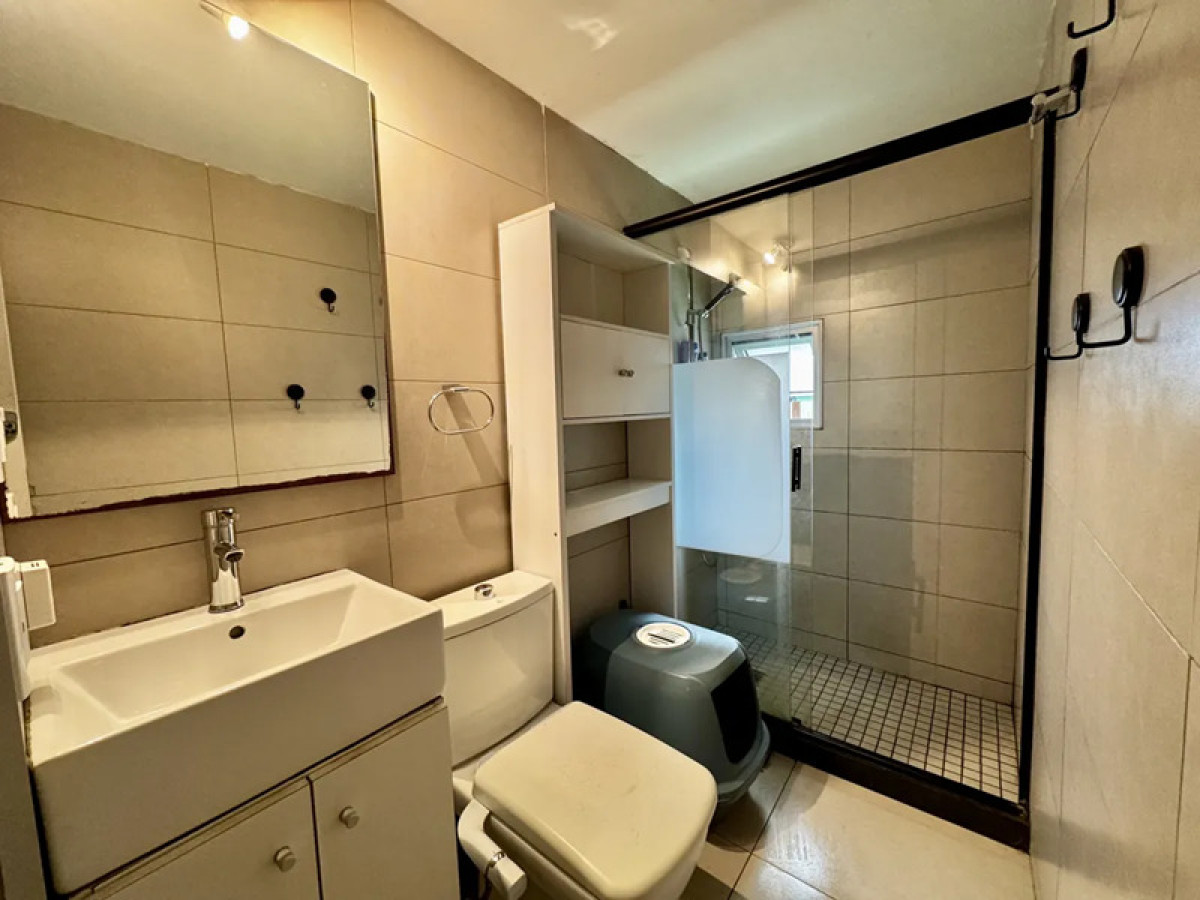 Apartamento ID.5658 - Venta Apartamento 2 Dormitorios Atahualpa con Patio y Garaje