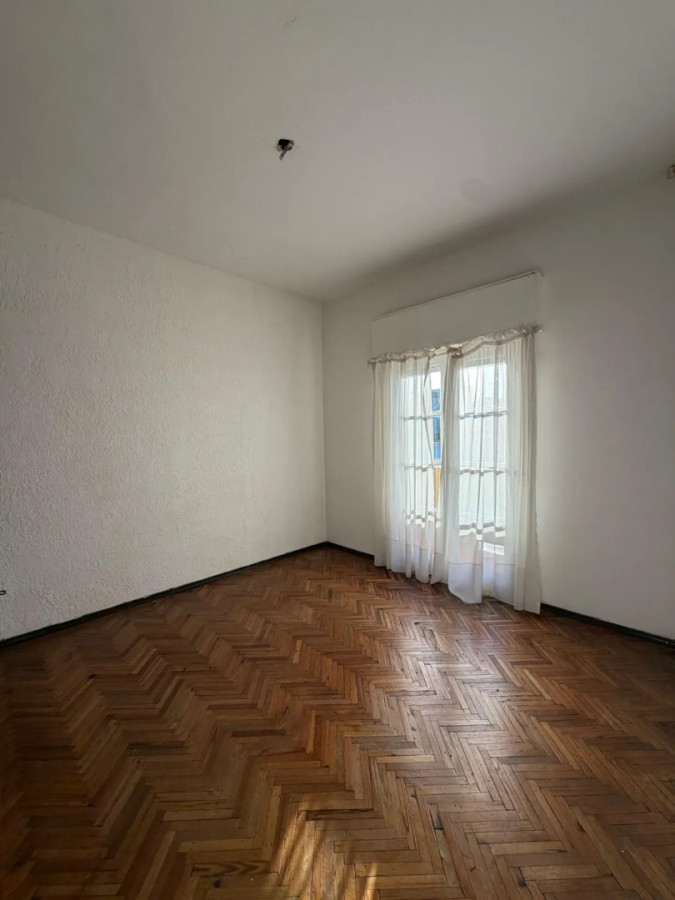 Apartamento ID.6235 - Alquiler Apartamento 1 Dormitorio Punta Carretas con Balcón