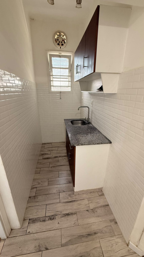Apartamento ID.6725 - Alquiler 1 o 2 Dormitorios Goes con Balcon